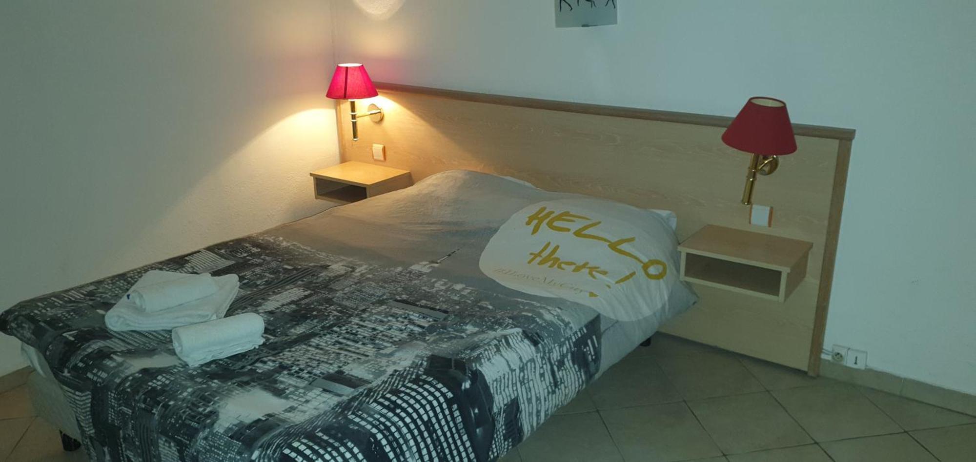 Le Comptoir Hotel Sainte-Croix-de-Verdon Bagian luar foto